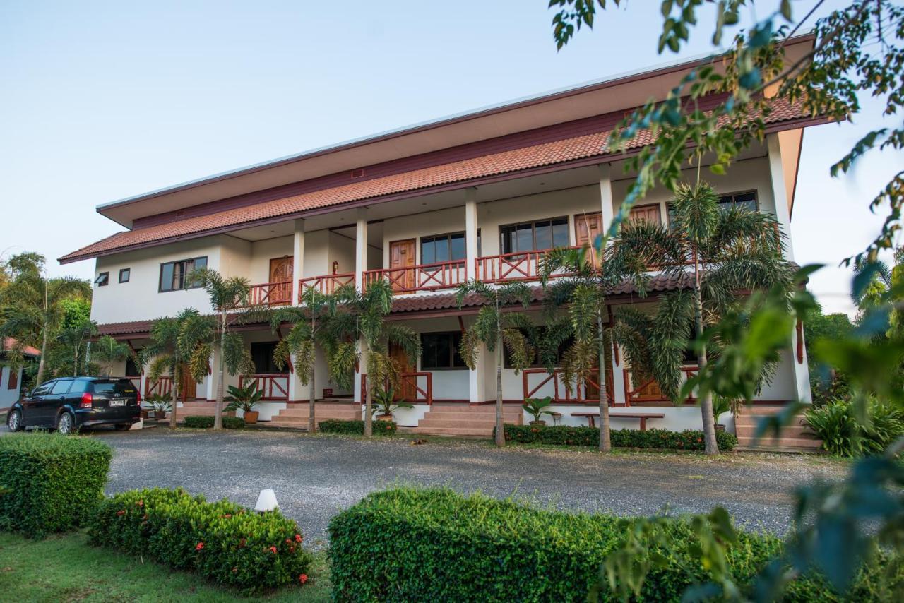 Chiang Kham Tai Lue Resort Ban Ngun Buitenkant foto